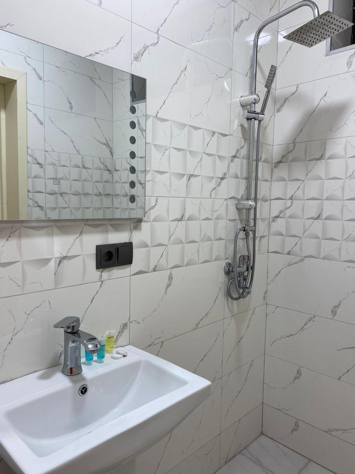 טביליסי Boutique Hotel Raqwine מראה חיצוני תמונה